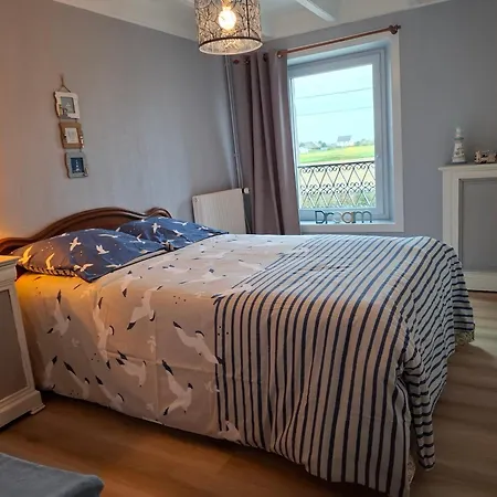 Les Campanules * Sainte-Genevieve (Manche)